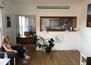 Dr Meghan Dares - JOINT VISION ORTHOPAEDIC