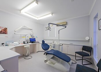 Dr Michael Dimitrov - 1300SMILES DENTISTS GLADSTONE