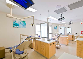 Dr Michael Tselepis - SMILESTYLE ORTHODONTICS