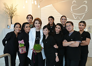 Dr Minoo Ghamari - GORGEOUS SMILES DENTIST MELBOURNERY