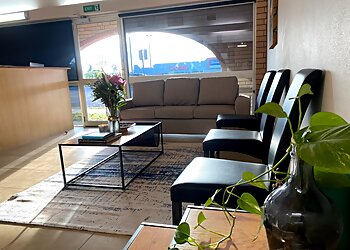 Dr Mohamed Hussein - DR. MO CHIROPRACTIC