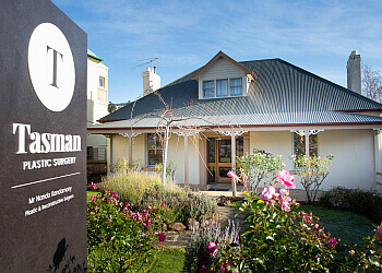 Dr Nanda Kandamany - TASMAN PLASTIC SURGERY