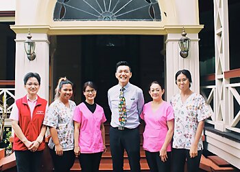 Dr P.Y. Lai - KIDS DENTAL