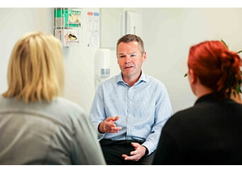 Dr Paul Bolton - UNIVERSITY HEALTH PRACTICE