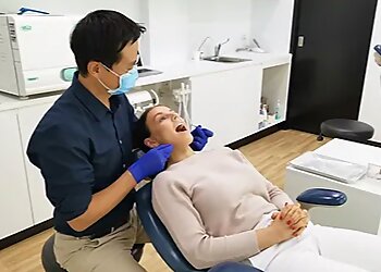 Dr Peter Foo - THE ORTHODONTIST