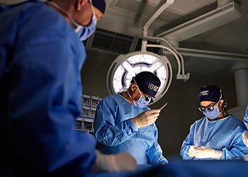 Dr Peter Sylaidis - ADELAIDE PLASTIC SURGERY