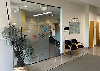 Dr Julia Bradshaw - CANBERRA PAEDIATRIC DENTISTRY