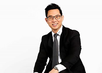 Melbourne Cosmetic Dentists Dr Reuben Sim - DENTAL BOUTIQUE image 1