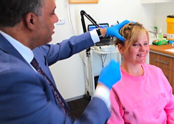 Dr Rey Casse - ADELAIDE NEURODIAGNOSTICS