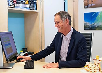 A/Prof Richard Ferch