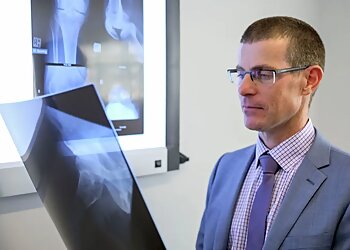 Dr Richard Harbury - NEWCASTLE ORTHOPAEDICS