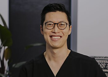 Devonport Cosmetic Dentists Dr Richard Lem - SHREE DENTAL & IMPLANT CENTRE image 1