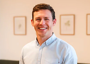 Dr Ryan Hislop - ALIGNED CHIRO ORANGE