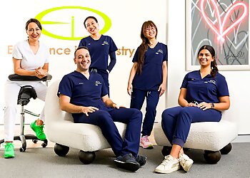 Dr Sally Farhandi - EXCELLENCE IN DENTISTRY