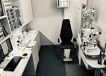 Dr Sarah Boneham - BONEHAM PETERS