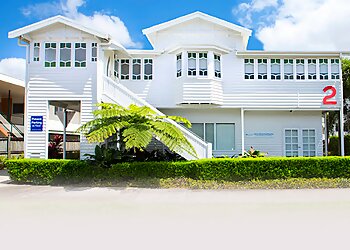 Dr Sarah Coll - FIXING BROKEN WINGS