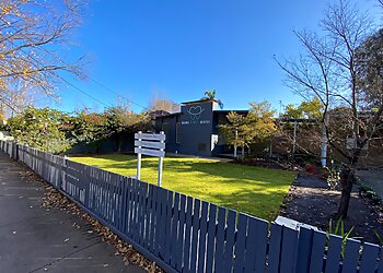 Dr Sath Sivaananthan - MAUDE STREET DENTAL