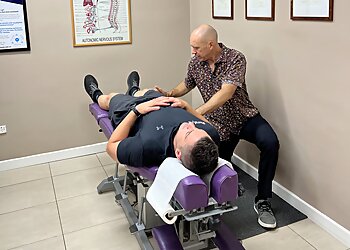 Dr Saxon Selvey - HEALTHY LIVING FAMILY CHIROPRACTIC