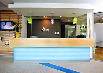 Dr Scott Geddes - THE DENTAL CENTRE