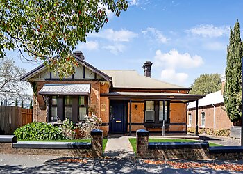 Dr Sean Heinz - Highlands Healthcare