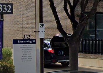 Dr Simon Burnet - RheumatologySA