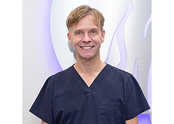 Dr Simon Tucker - Cairns Skin Centre