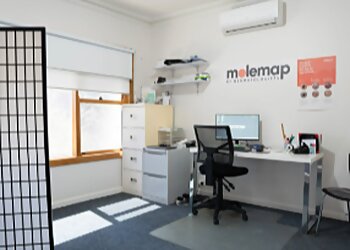 Dr Simon Tucker - MOLEMAP