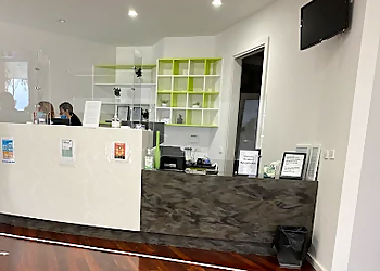 Dr Sina Malki - GASTRO MELBOURNE