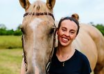 Dr Stevie Dilley - SV DENTAL SUN VALLEY Dr Stevie Dilley - SV DENTAL SUN VALLEY