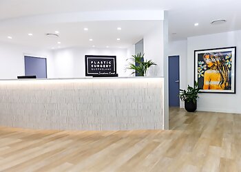 Dr Theo Birch - PLASTIC SURGERY QUEENSLAND