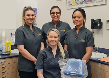 Dr Tissa Jayasekera - BEE HAPPY ORTHODONTICS