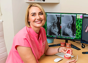 Dr Trudy Stewart - THE ALBANY ORTHODONTIST