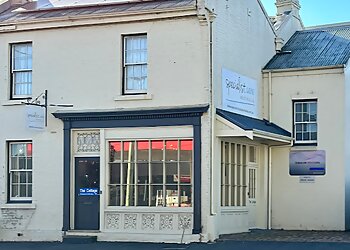 Dr Umair Hayat - TASMANIAN CARDIAC CARE