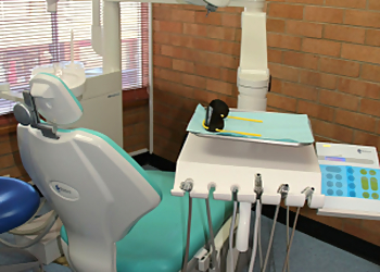 Dr Van Tran - NOWRA DENTAL