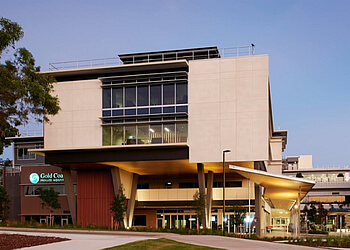 Dr Vijay Kapadia - GOLD COAST PRIVATE HOSPITAL