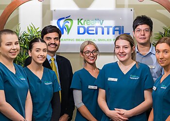 Dr Vinayak Chowdhry - KREATIV DENTAL