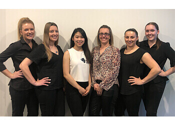 Dr Yolanda Jennings - WELL BALANCED CHIROPRACTIC