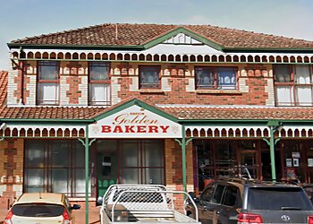 Drouin Golden Bakery