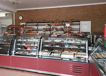 Drouin Golden Bakery