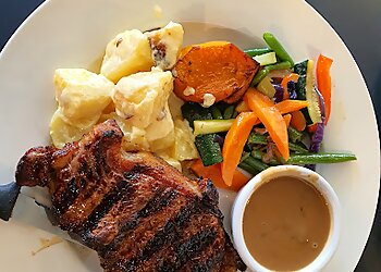 Eagles & Birdies Bistro