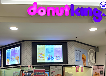 Earlville Shopping Town