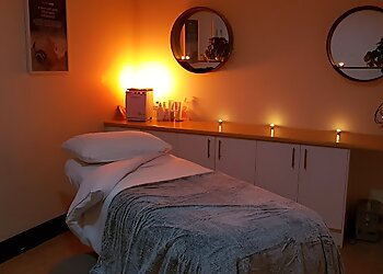 Elle Hart Beauty & Co