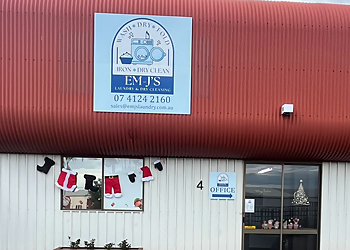 Em-J's Laundry & Dry Cleaning