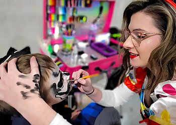 Emmie's Face Painting & Balloon Twisting