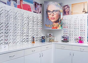 Envision Optical Tweed Heads