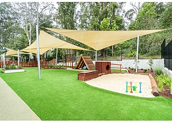 Follyfoot Farm by Busy Bees