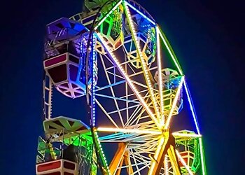 Wollongong Theme Parks Fosters Carnival Amusements  image 1