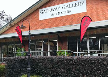 Wodonga Places To Visit Gateway Gallery image 1