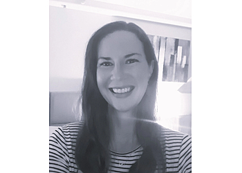 Gemma Elms - SHINE STRONG PSYCHOLOGY Gemma Elms - SHINE STRONG PSYCHOLOGY