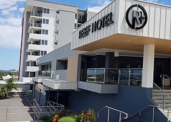 Gladstone Reef Hotel